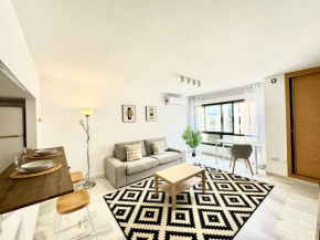 City Center Studio by EaW Homes